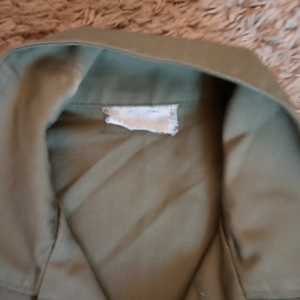 Source Unknown Green Casual Button Down Shirt - image 2